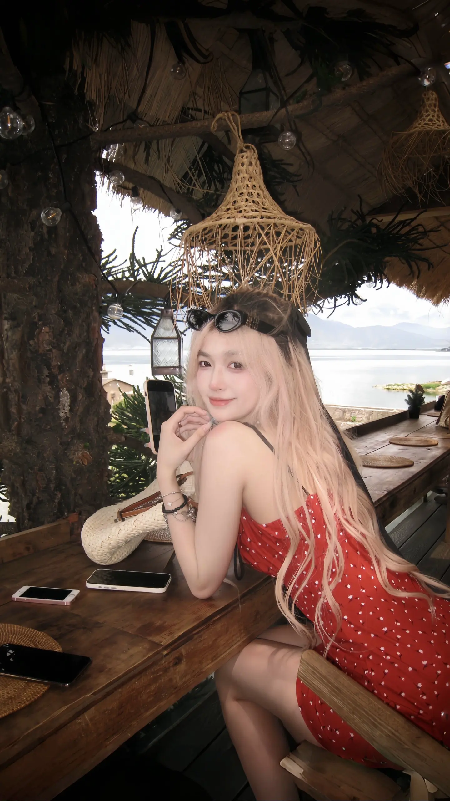 从此，世界在我面前，指向我想去的任何地方。