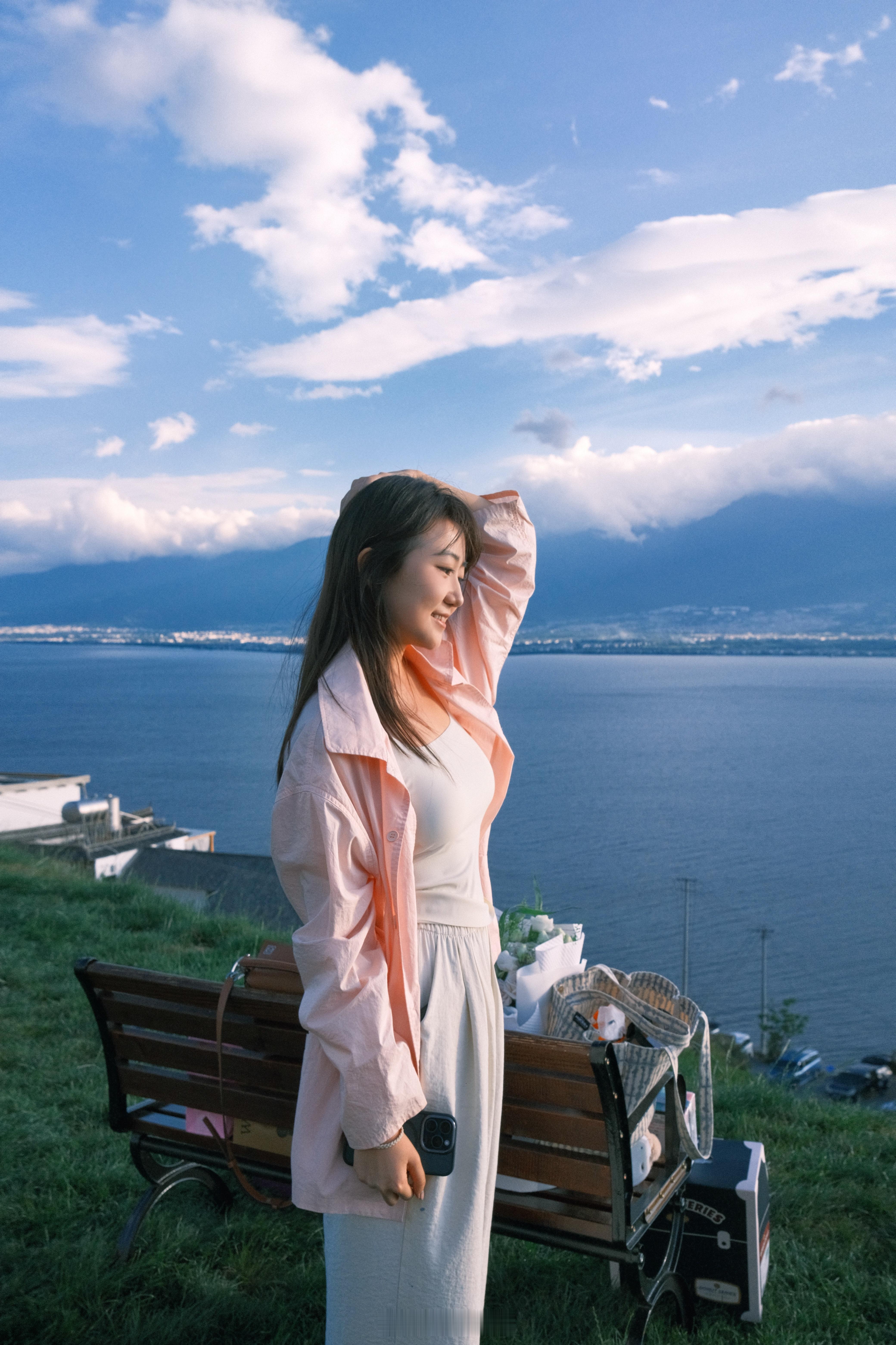 人会在不同年纪 不同季节反复爱上大理[心] ​​​