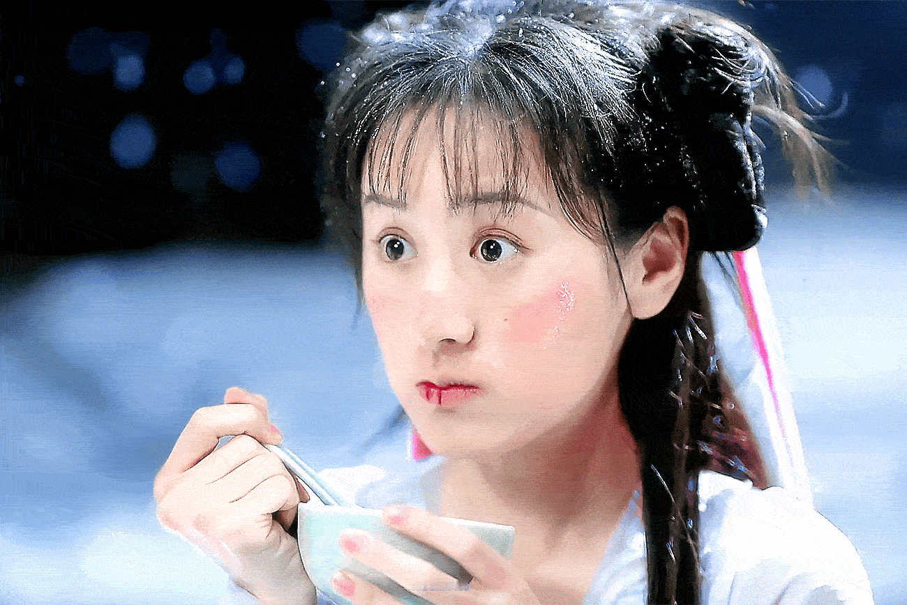 璇玑慢点吃！简直是太萌了！袁冰妍 ​​​