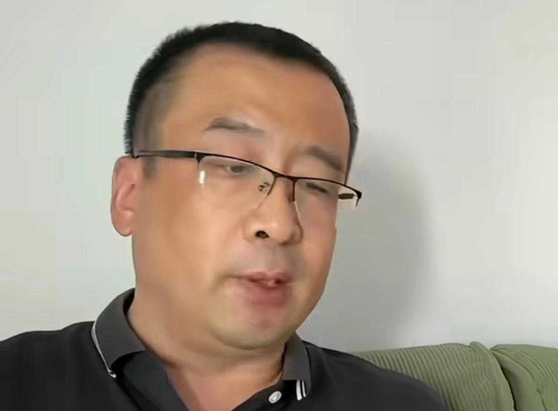 蒯曼、王曼昱、林诗栋、温瑞博，四个名字摆在一起，名古屋亚运会的名单争议已经烧到明