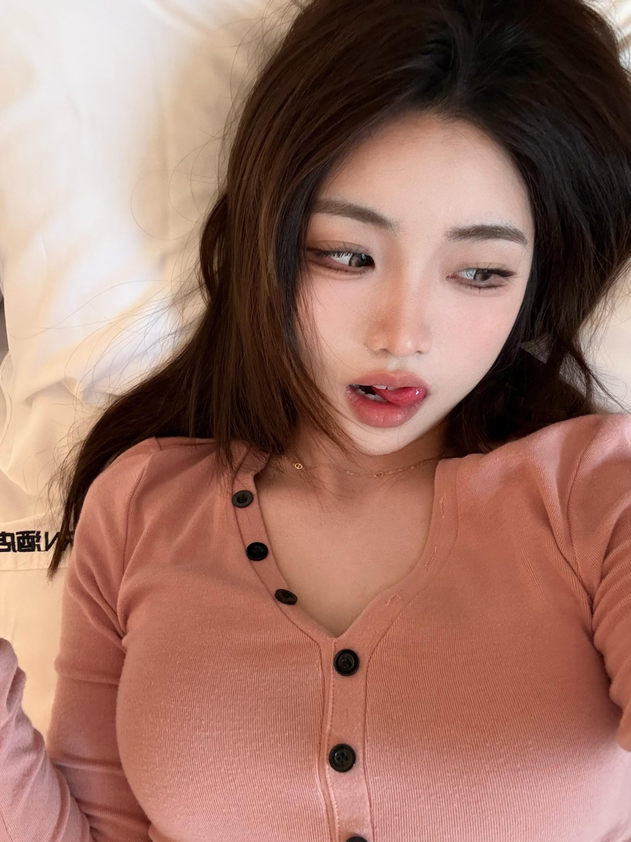 难过得透透的也没办法噜 凌晨我想睡个好觉