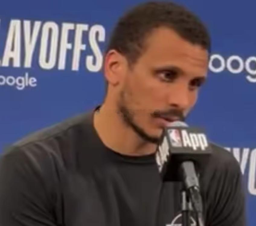 NBA季后赛继续进行，凯尔特人主场97-113不敌76人，大比分被改写为3-2。