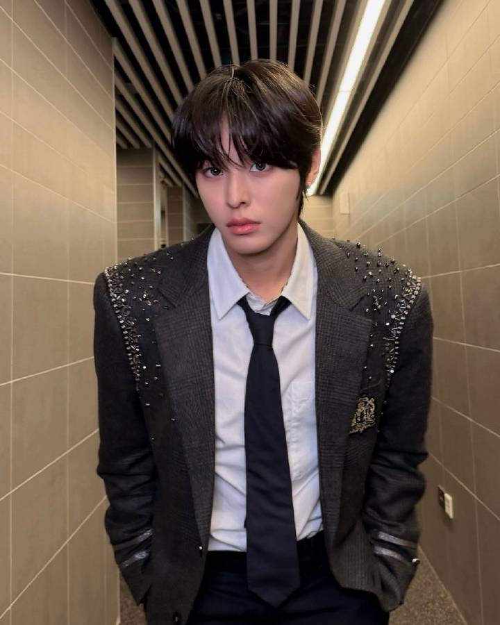 吴是温和前田陆暗/流/涌/动中 发生了什么？ 