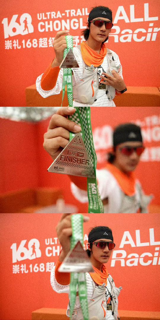 一眼看到人群中的此沙想和此沙一起跑步的心达到了巅峰想和此沙一起跑步的心达到了巅峰