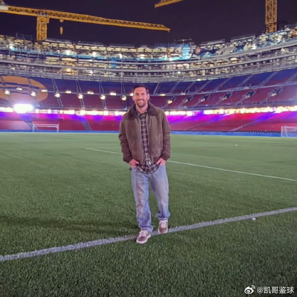 我心只待向明月，无呐明月照沟渠梅西重返诺坎普 巴萨不知情 ​​​