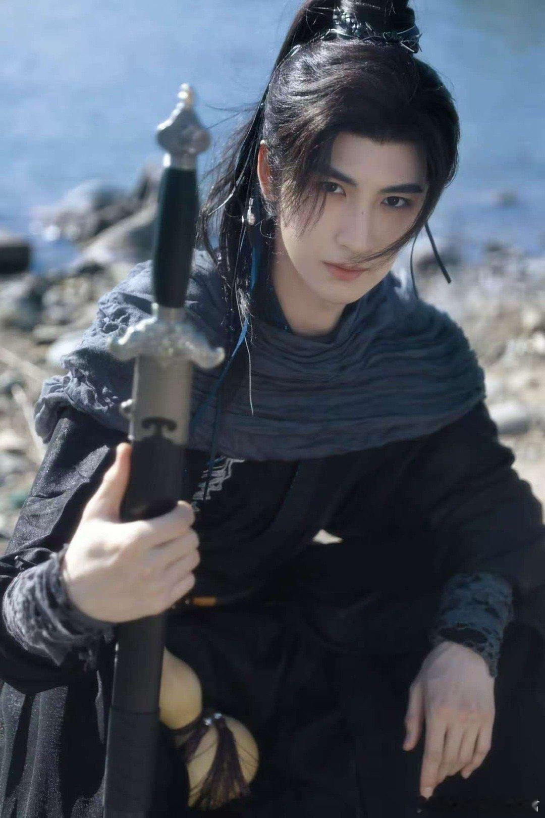 吃🍉 古装剧《墨刃藏娇》主演：黄俊捷、吴佳怡监制：郭虎 ​​​