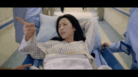 #周雨彤新剧社交悍匪##周雨彤新剧跟路过的狗都能聊两句# 社交悍匪庄洁  来啦！