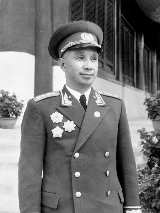 华野有个怪现象：只要粟裕准备打大仗，参谋长就恰巧不在司令部。 
1946年夏天，