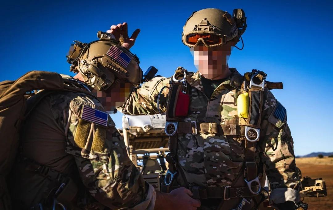 美军绿色贝雷帽和多个特种单位联合训练
军事 航空航天 战术 武器装备