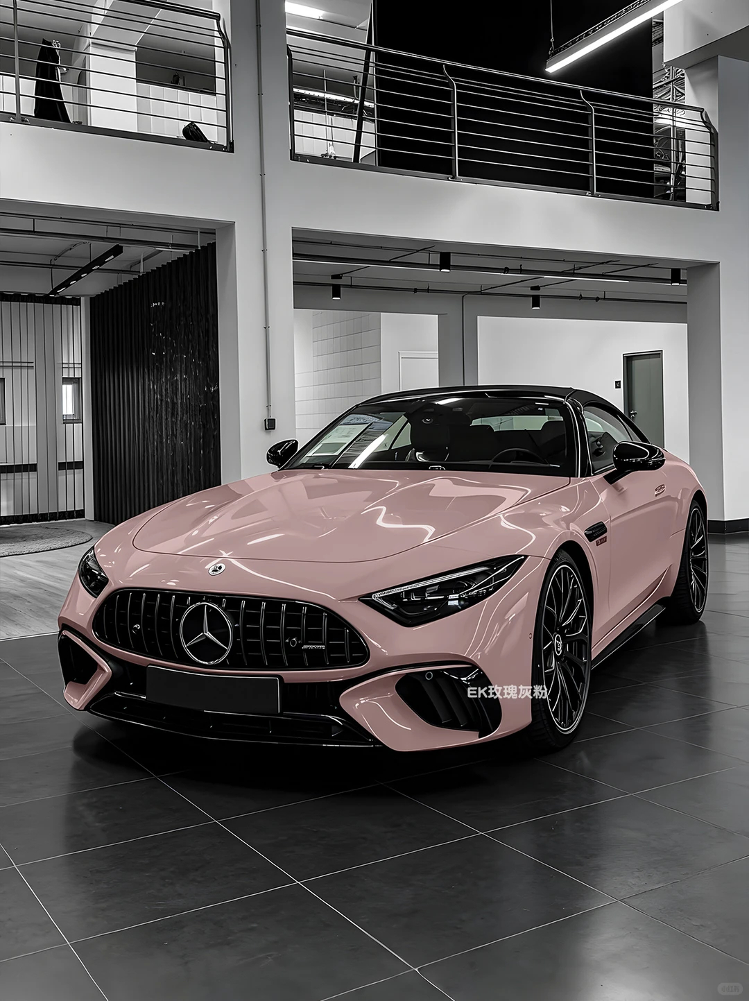 当我舍弃了小米，转而选择了奔驰之后……谁能懂啊！真没想到奔驰改成粉色竟然如此惊艳