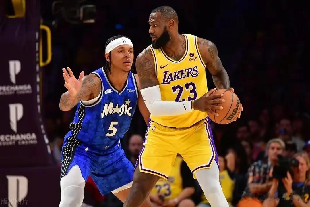 NBA常规赛已经进行了四场，看今天湖人与魔术一战，最后湖人跌跌撞撞的三分险胜。
