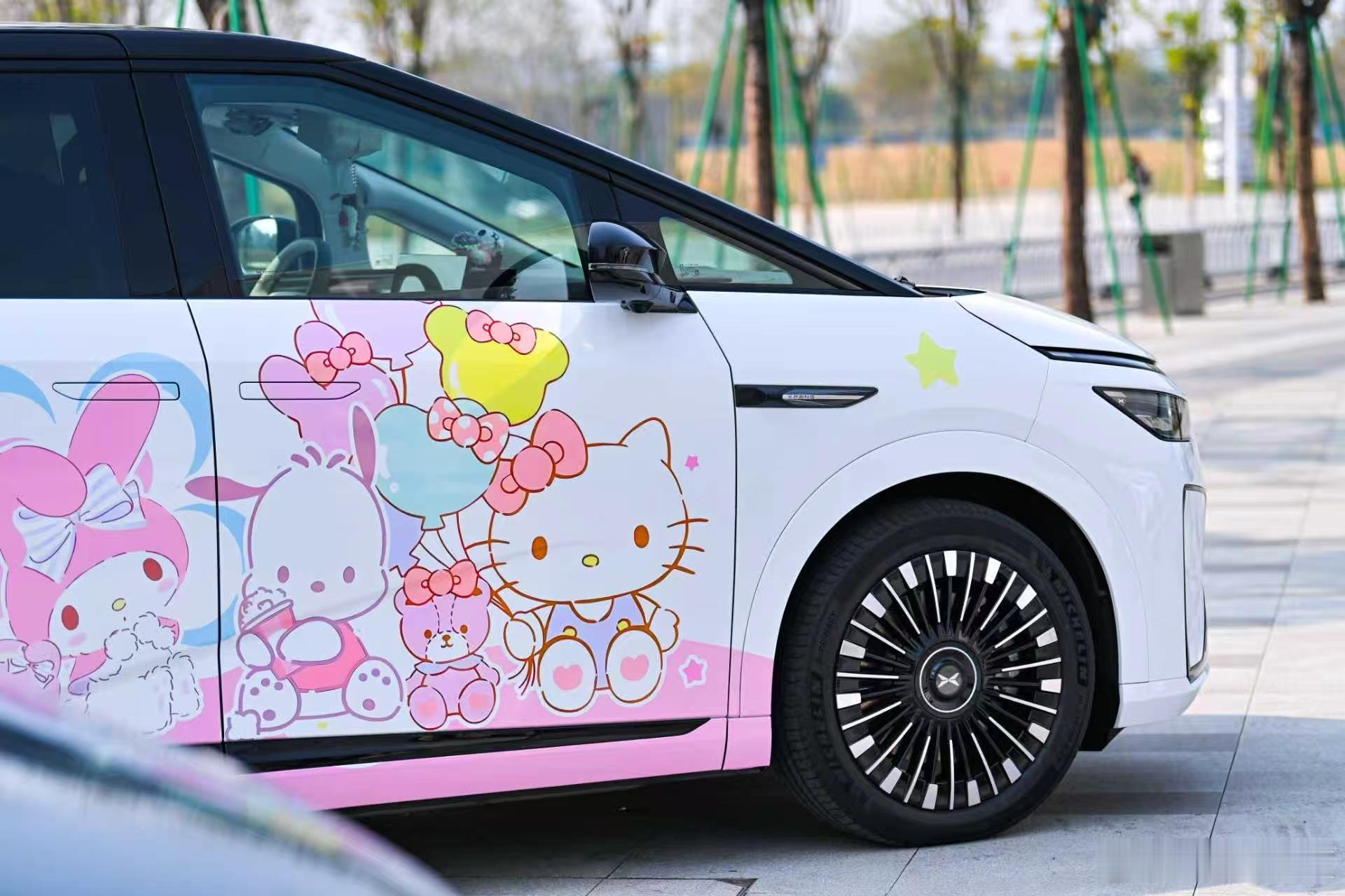 别觉得MPV只能是老气又得妥协的选择，小鹏X9这个MPV新物种就打破了固有印象。