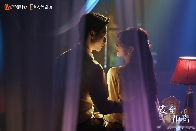 第一次见面相亲再见就成夫妻了哈哈哈，没想到张逸杰方瑾两个人的关系是这个样子的，而