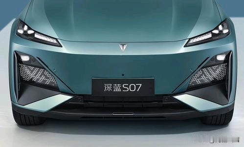 深蓝S07华为激光版：纯电续航与智能科技结合
 
深蓝S07华为激光版，是深蓝与