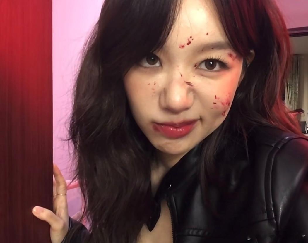 徐梦洁顶着甜妹脸说粤语 被徐梦洁的宠粉细节戳中了！穿短裙还关心粉丝冷暖，这样的爱