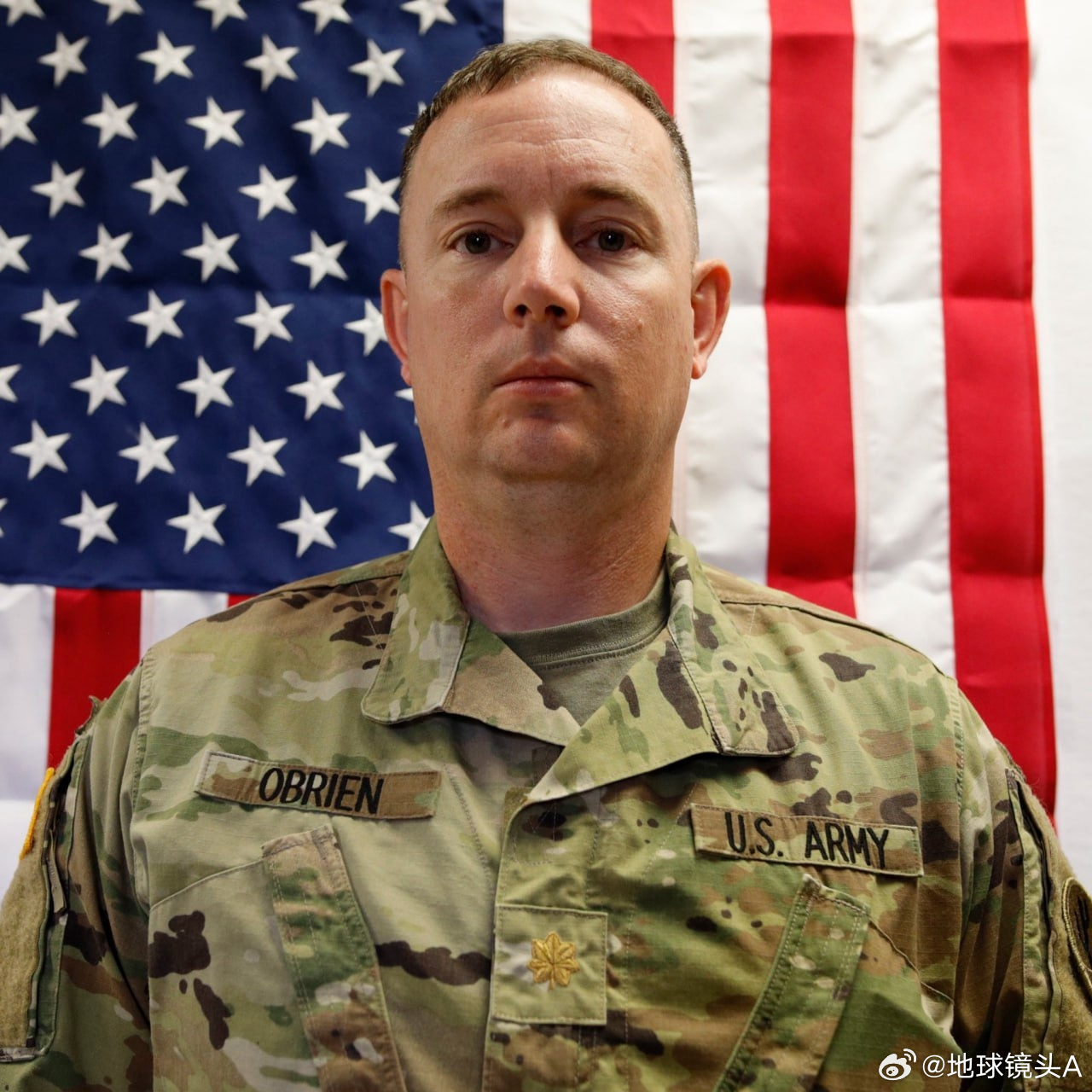 以美袭击伊朗 在科威特被伊朗导弹轰掉的六名美国人中的最后两匪徒被批准上线示众：—