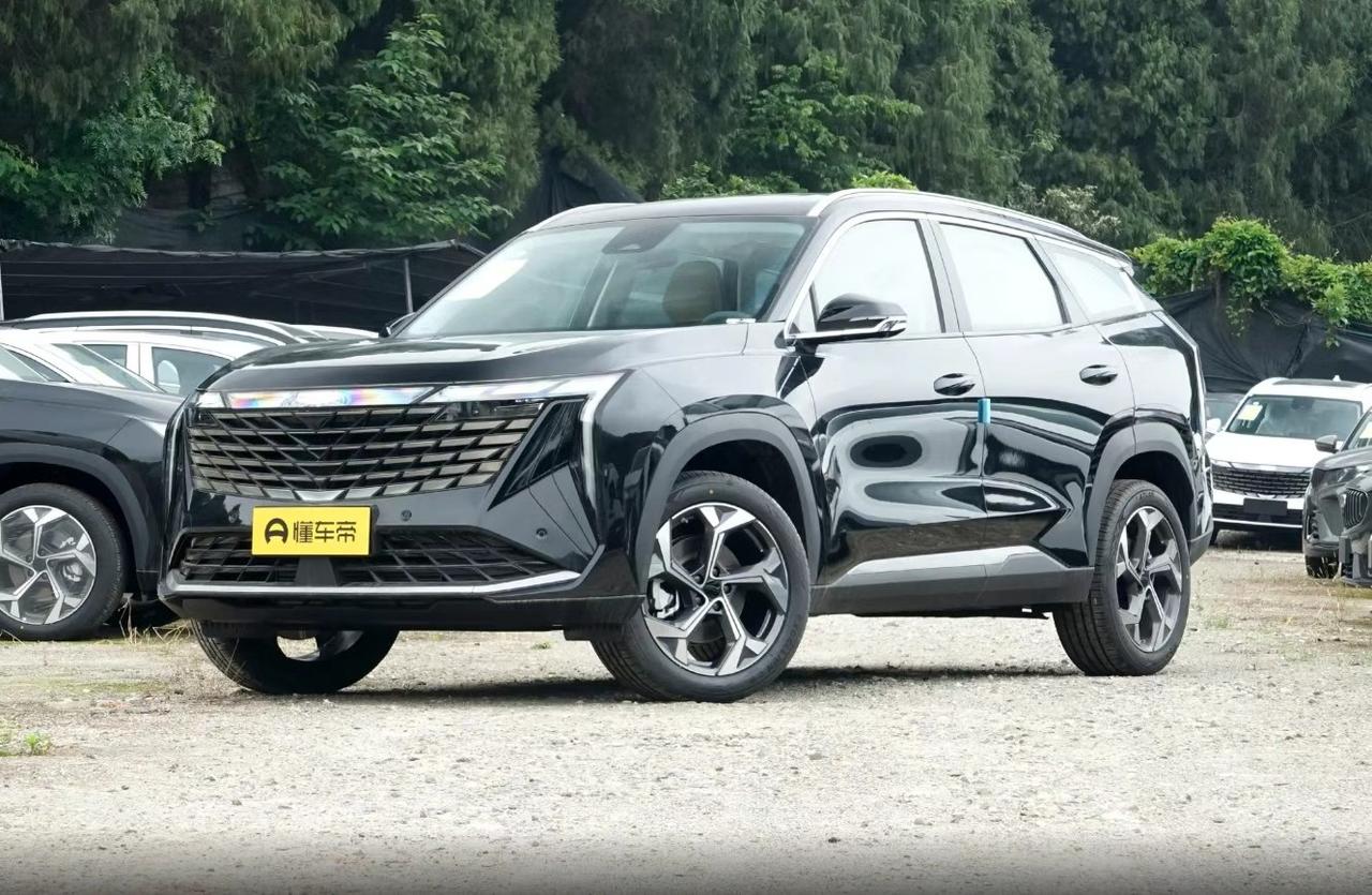 作为吉利CMA架构下的“智能家用SUV标杆”，博越L自2022年上市以来，凭借越