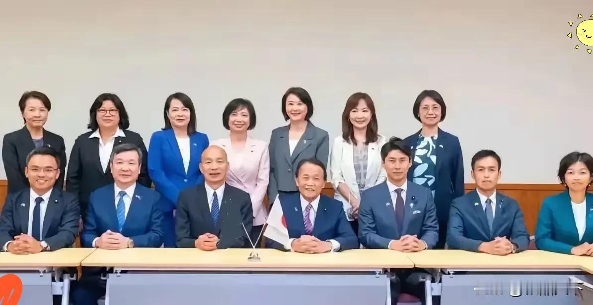 台湾地区所谓“立法院长”韩国瑜近日言论令人迷惑！

口口声声说要“国家”在国际找