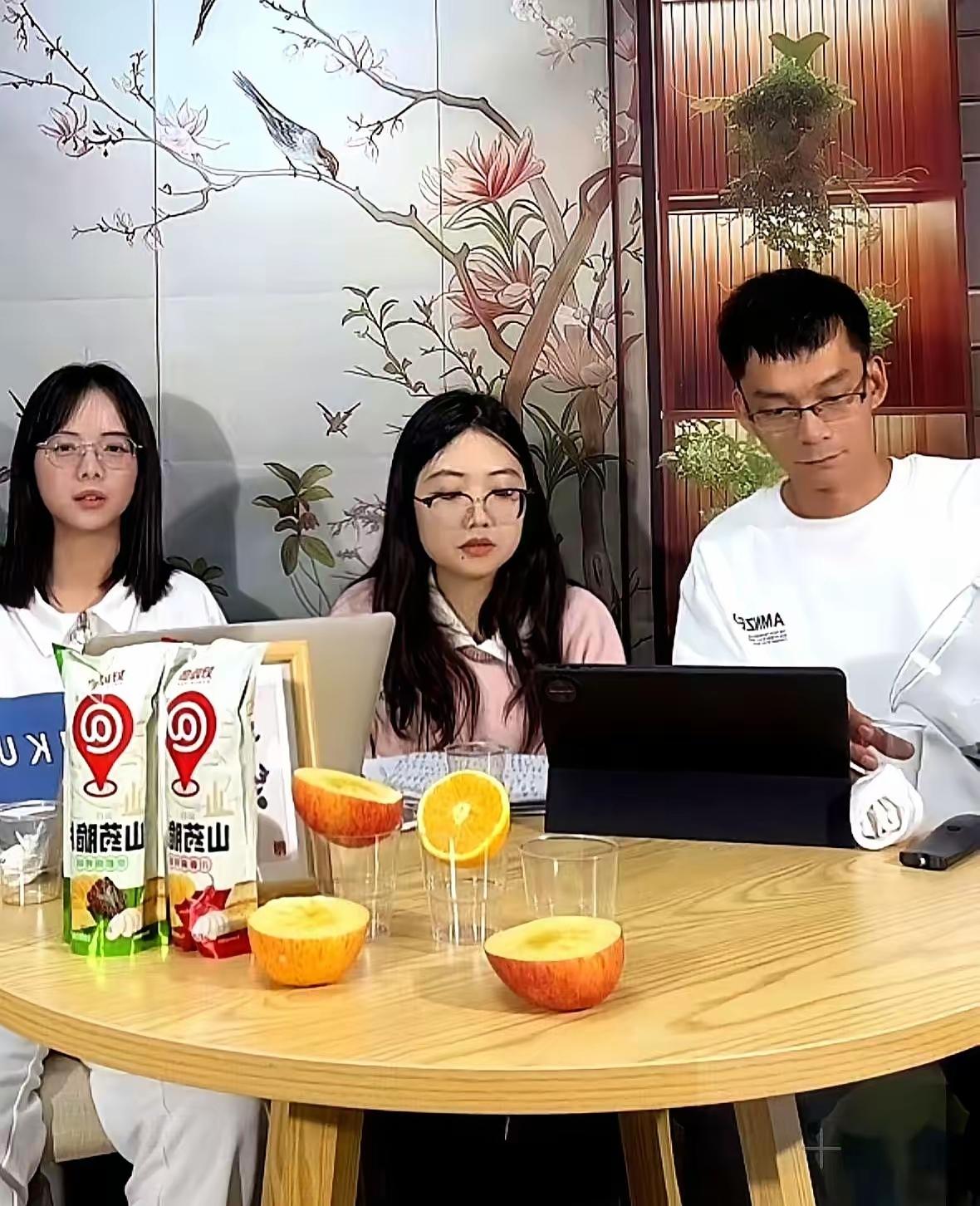 果然，又应了那句话。所有因为意外事件混成脸熟成了名人的人，都会不由自主的最后走上