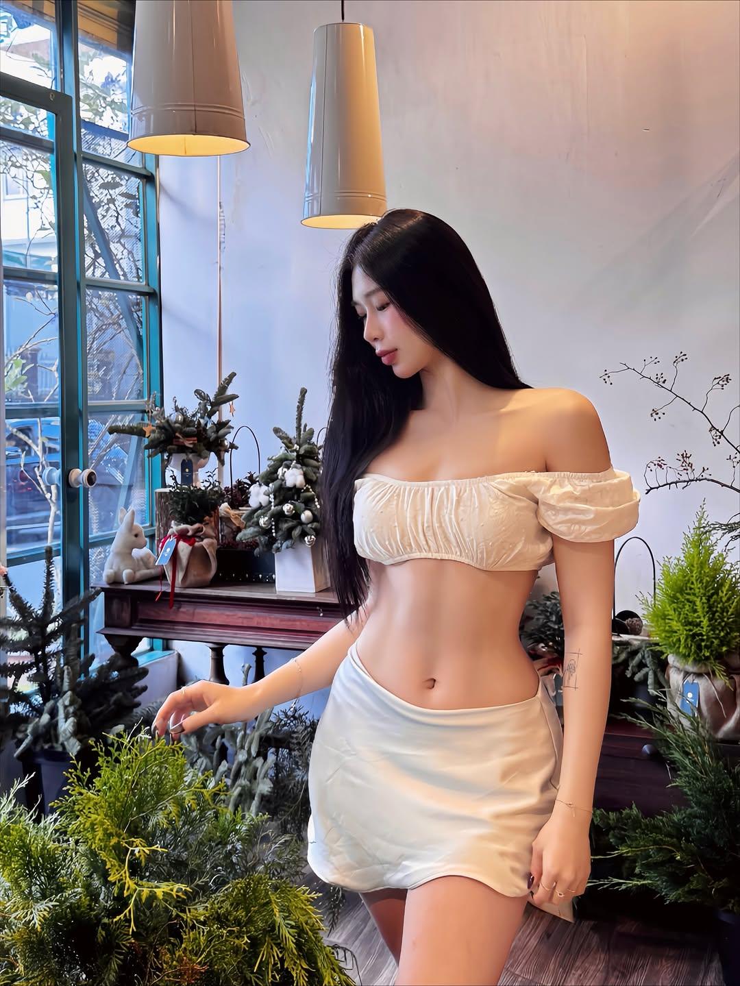 笑容最治愈的女孩 美女日常 热门 最美的风景在路上