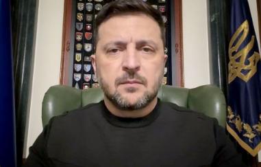 乌克兰压力依然在，本以为俄罗斯这次是停止打击了，没想到只是换了一种打法。
 
其