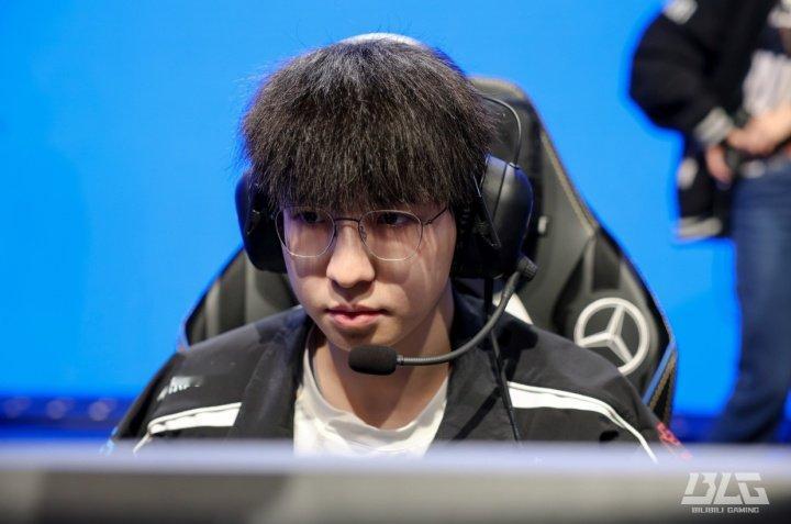 BLG.Elk断开连接，加入三年与队伍拿下一次S赛亚军，三次LPL冠军BLG官宣