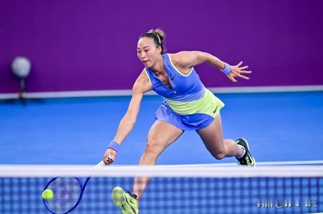 亚洲一姐之争谁能获胜
谁是当今网坛的亚洲一姐，论排名当然是哈萨克斯坦美女新科澳网