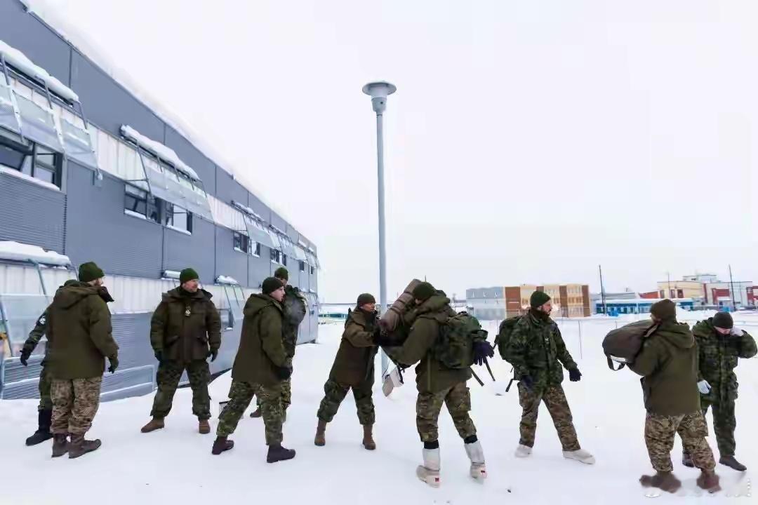 加拿大模拟美国入侵防线2天溃败 百年首次模拟“防盟友”，结果两天防线就扛不住了。