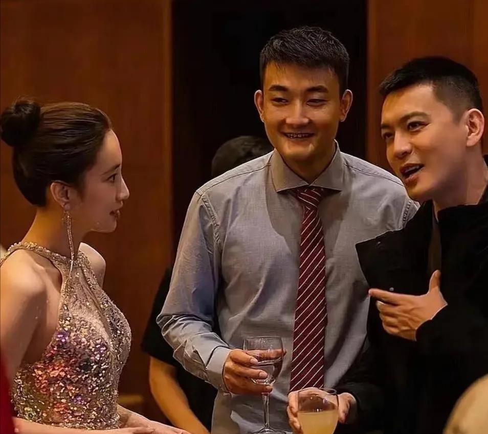 王朝拼图，伤病遗憾！丛明晨的辽宁岁月
 
辽宁男篮称得上CBA的王朝队伍，球队鼎
