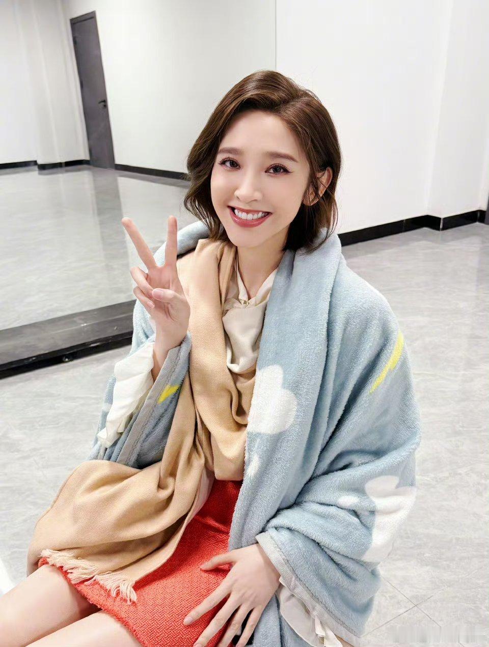 唐艺昕这下人设崩了唐艺昕爱一点之后人设崩了乘风2026主题曲唐艺昕乘风2026唱