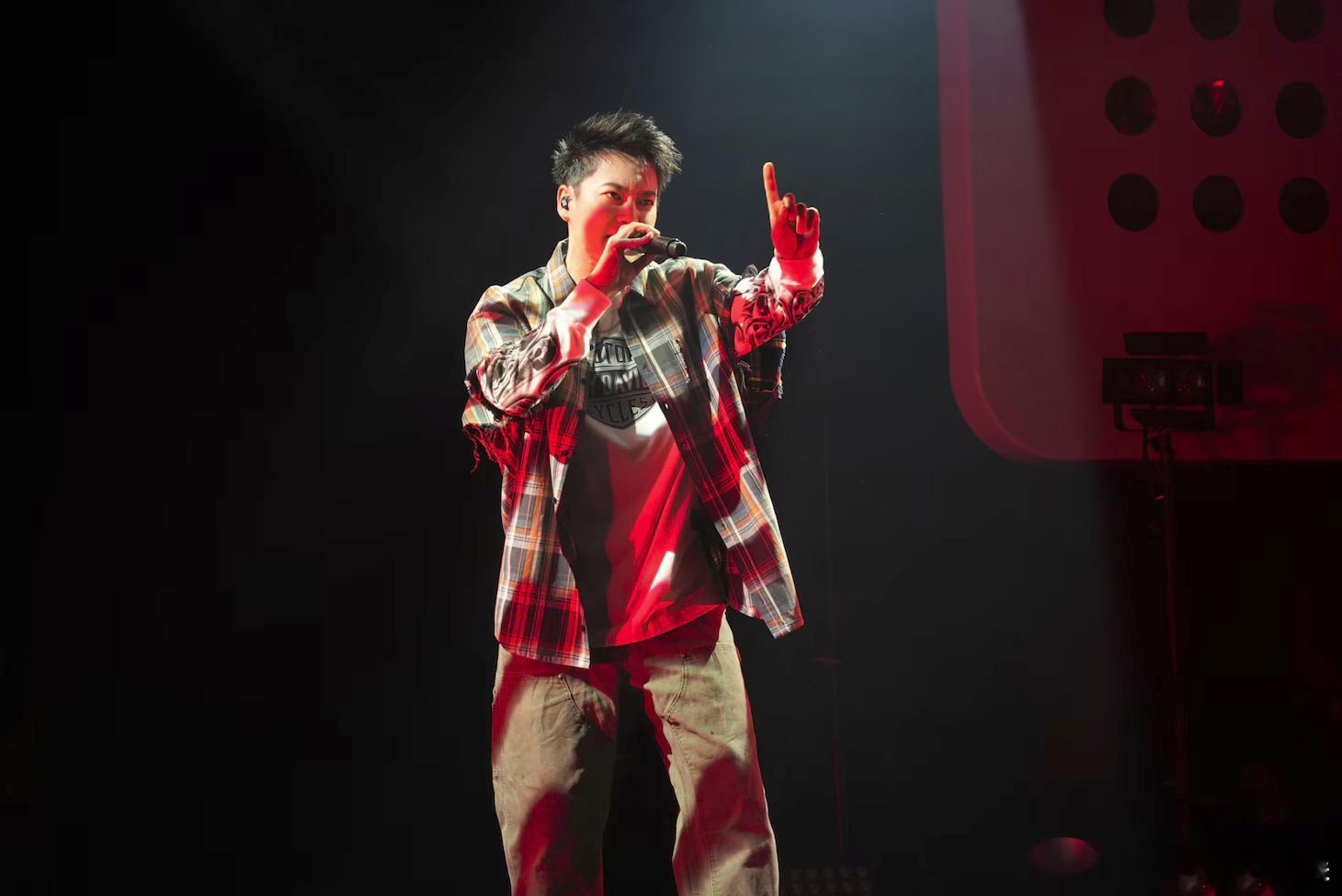 三山凌辉于4月26日举办了演唱会《RYOKI MIYAMA 2026 Birth