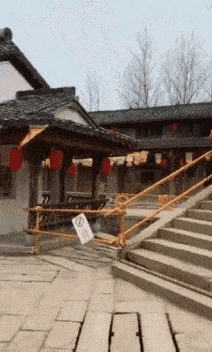 今天是个高兴的日子[泪奔]