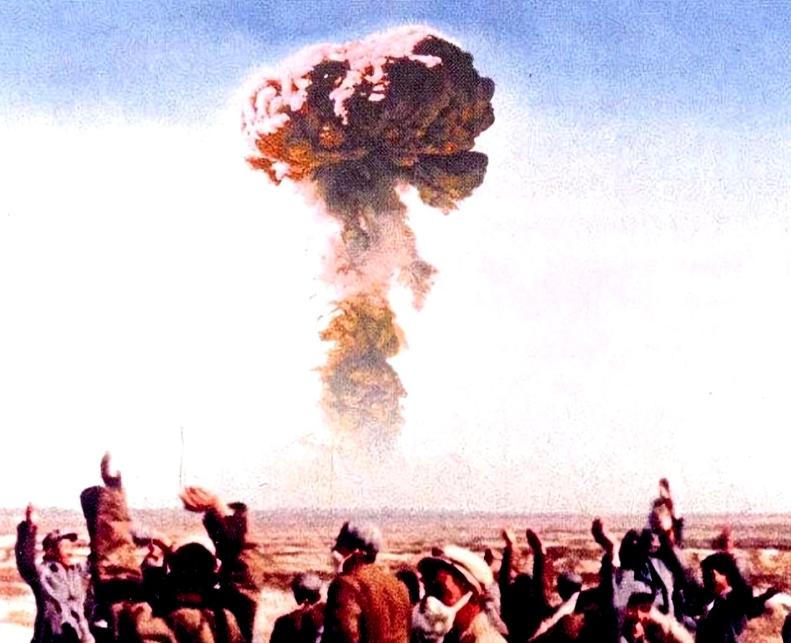 你知道吗？当年美国为什么没有炸中国核基地？因为我们40万人隐姓埋名，集体沉默致盲