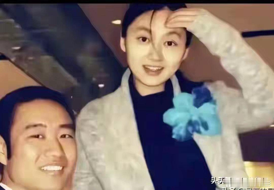 看到这张照片还是很感慨！斯人早已逝去，怀念这对好夫妻！ 