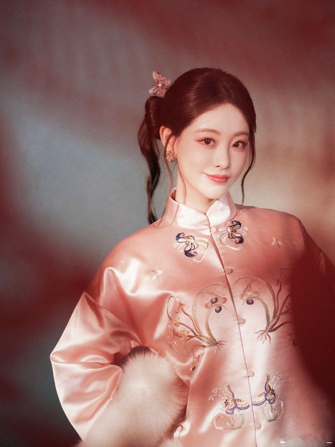 祝绪丹美得有点超过了 祝绪丹一出场就知道谁是公主谁看了不夸一句！祝绪丹这迎春花神