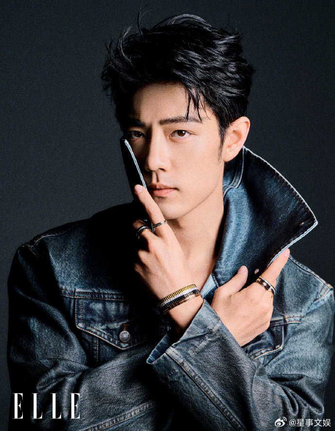 #肖战ELLE9月正刊# 肖战受邀合作的《ELLE》9 月刊封面就是本月正刊，大