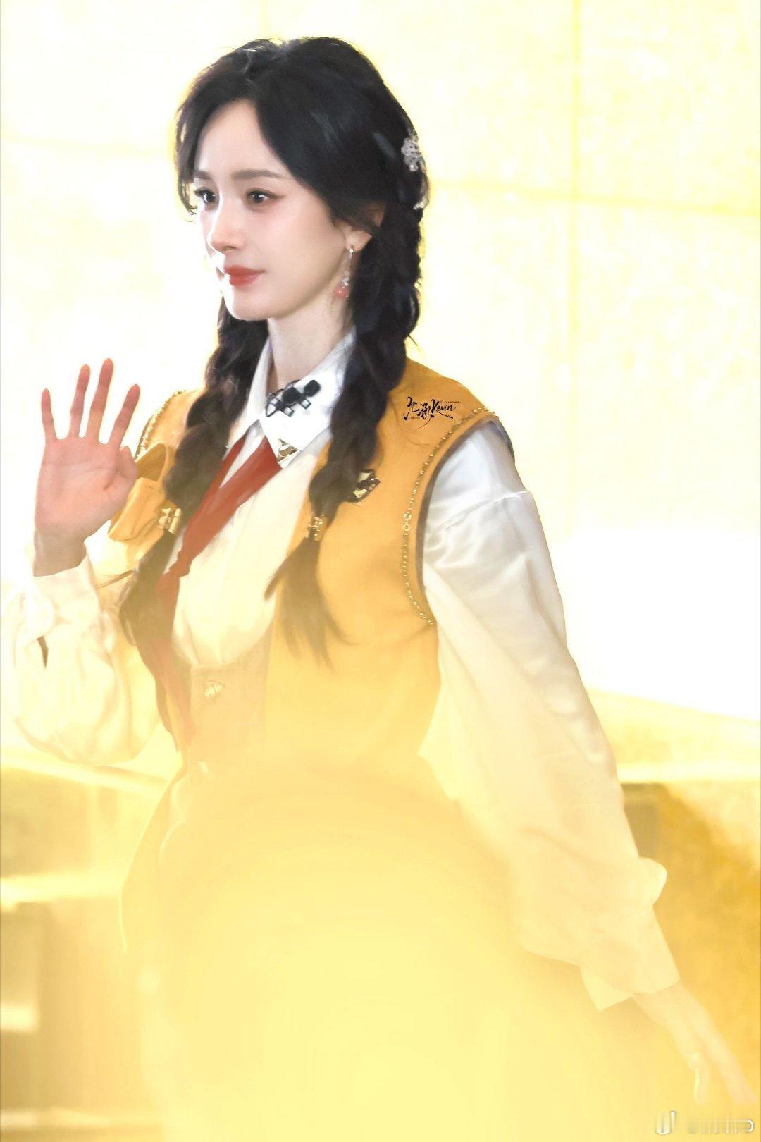 看得出来刘学义粉丝很想要了，那就赏他们吧！——————我们多的是刘学义杨幂姓氏笔