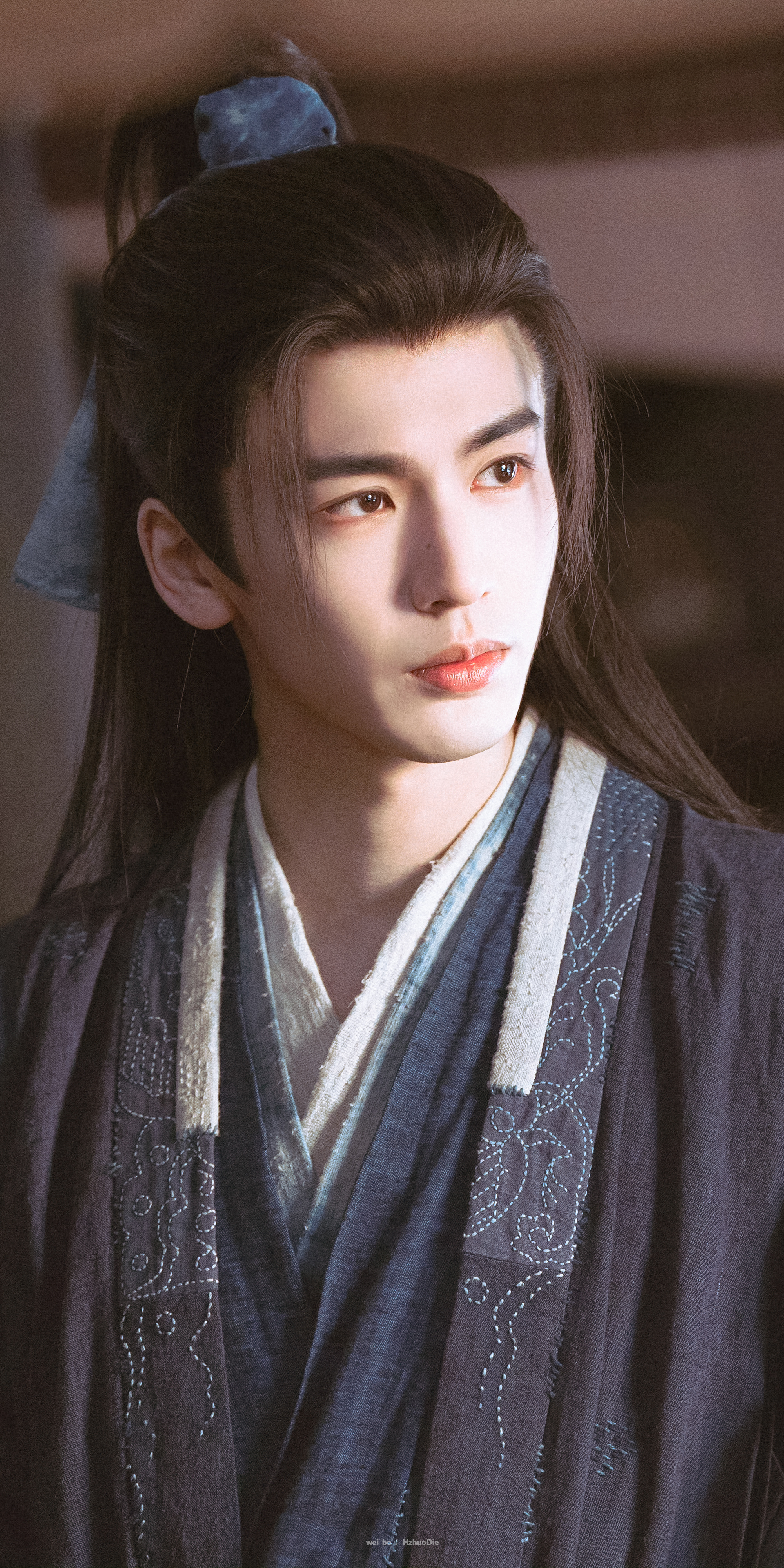 恭喜张凌赫成为95第一且唯一三平台破万男主就这个张凌赫厉害👍🏻未来会更好✌?