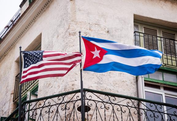 19日，中国大米刚运到，美国就要对古巴出手，拉美专家说了实话：特朗普要把中国赶出