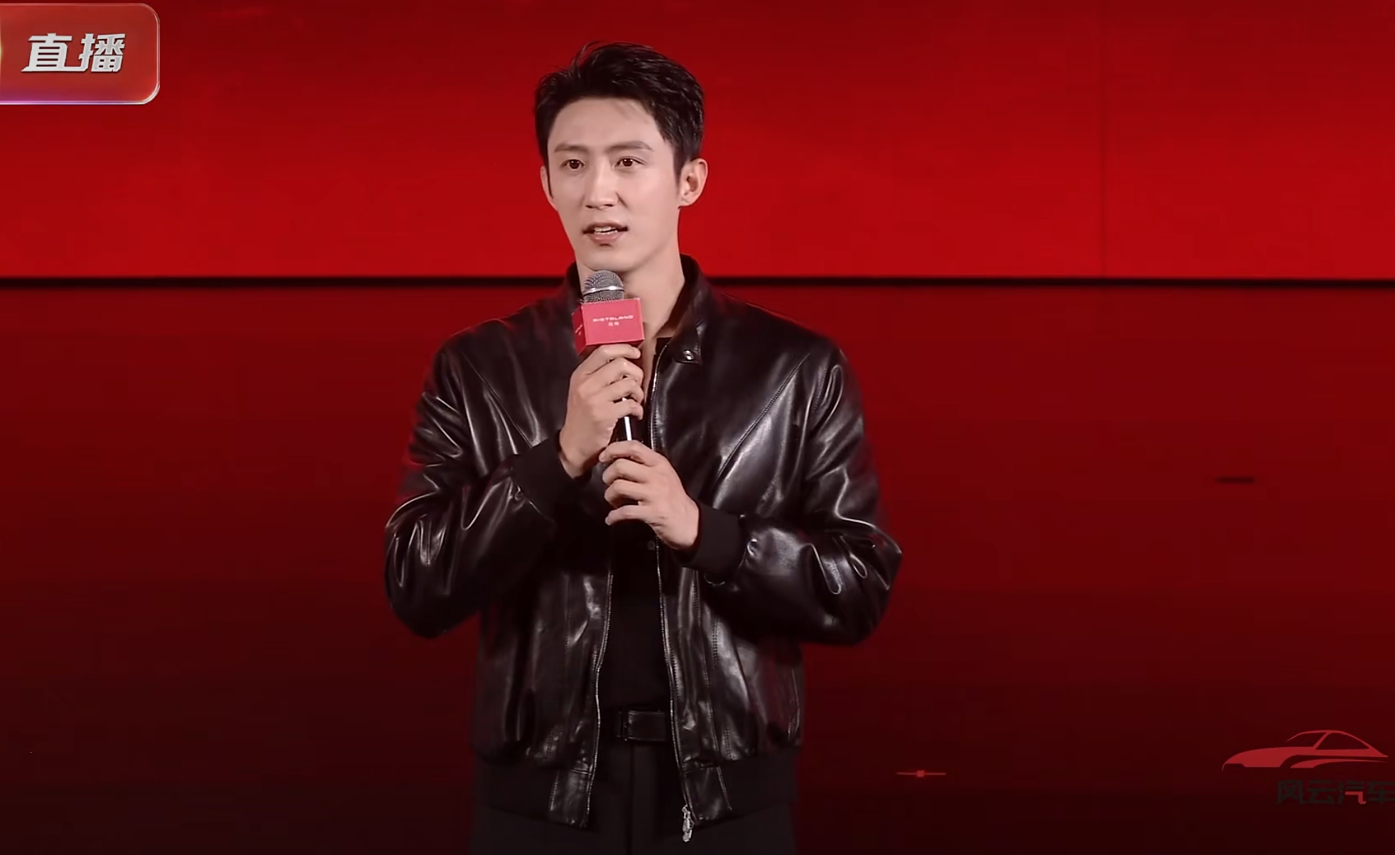 启境GT7的代言人黄景瑜也来发布会现场了！启境GT7启境GT7正式上市
