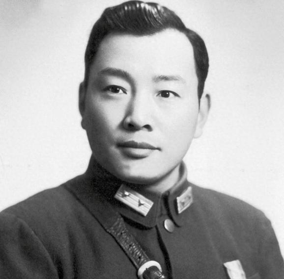 1949年，宋希濂被俘时，看了一眼率部追他的解放军团长，说：“你是军长还是师长？
