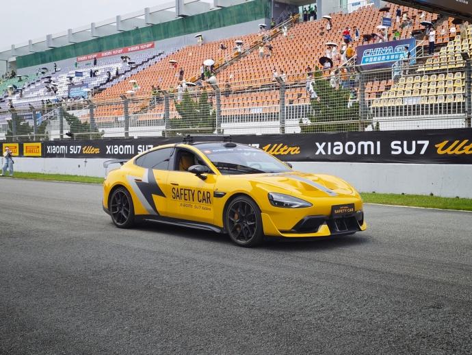 这一次的2026 China GT-珠海站，其实是由小米集团冠名的，所以除了出现