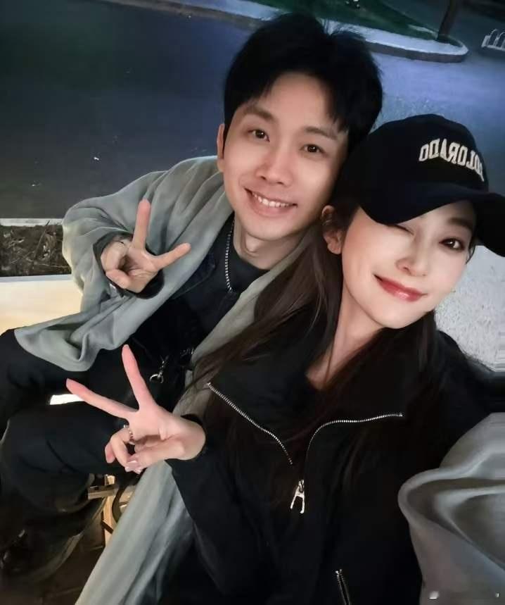 2.喜剧演员刘思维官宣当爸。3.第34届上海白玉兰戏剧奖公布提名名单，法国演员于