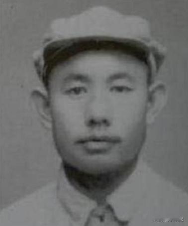 1951年的一场总结会上，彭老总当众表彰了一位“抗命”的师长，直言其逆势违令的抉