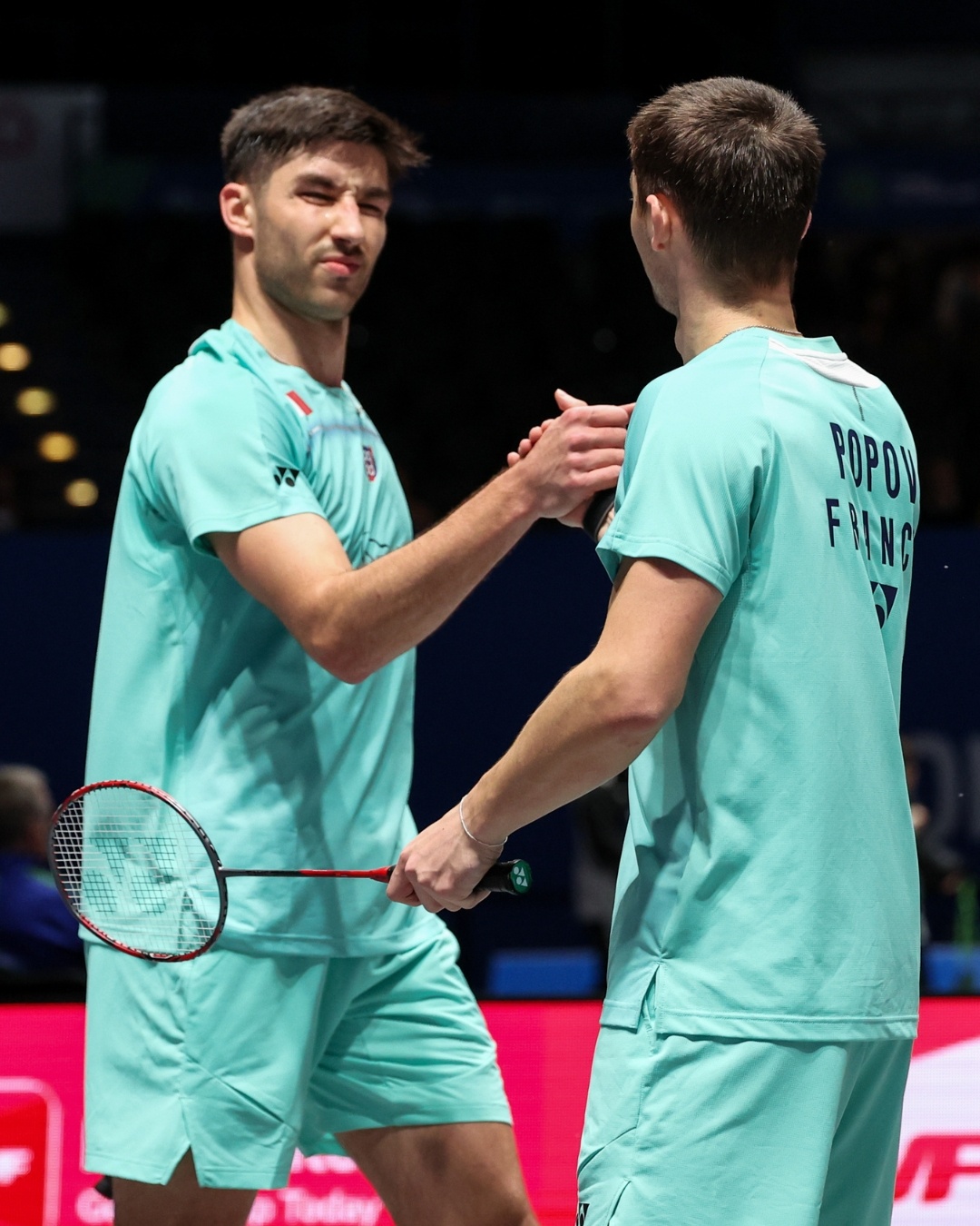大波波夫/小波波夫🇫🇷 21-18、21-15 🇰🇷崔率圭/🇲🇾吴蔚