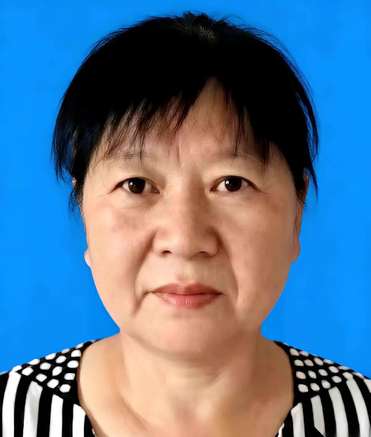 山东有个女人叫黄昌华，她当年嫁人，媒人把丑话说在前头：婆家的小姑子，瘫了。树砸的