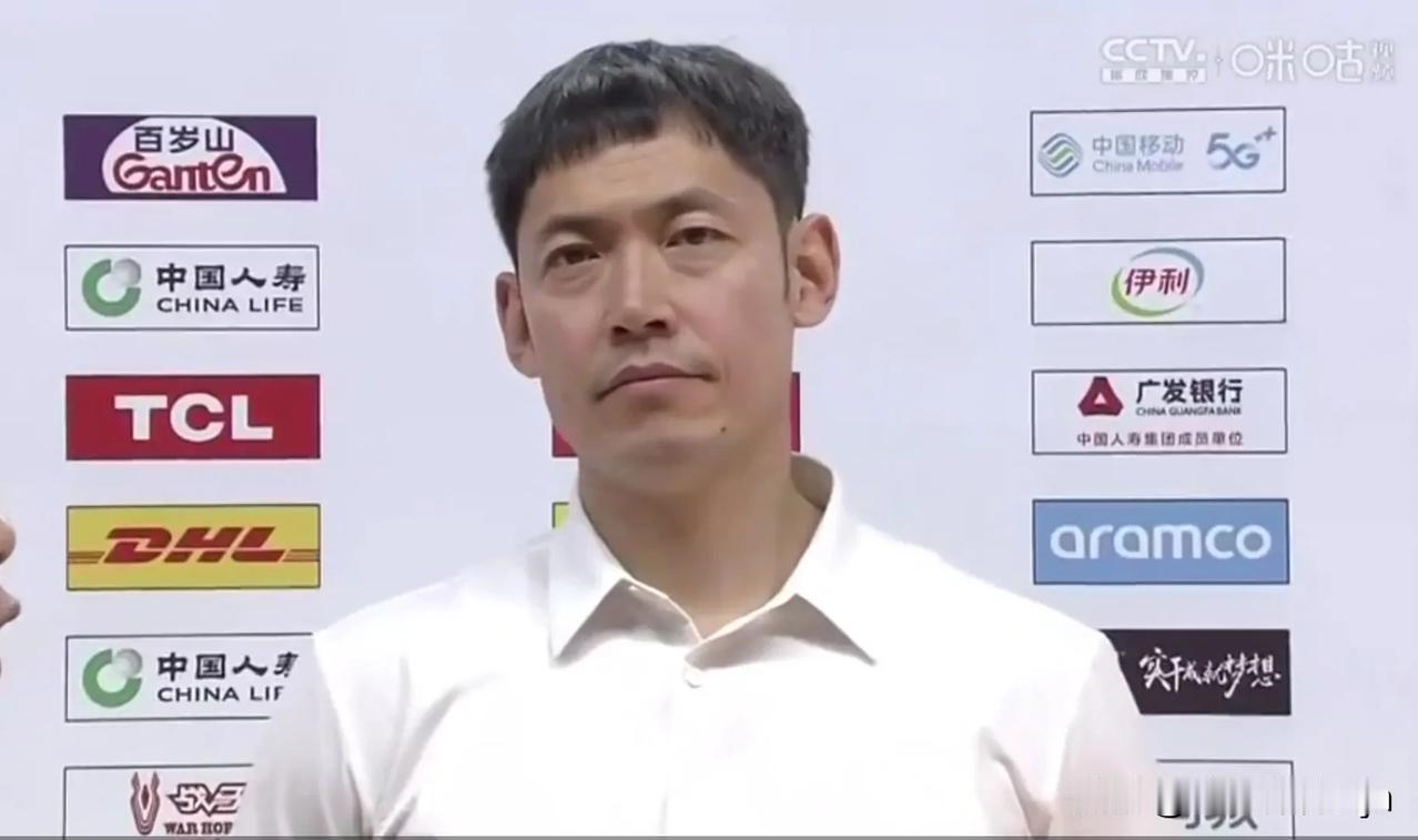 随着天津男篮102：106不敌吉林男篮，本场比赛暴露出3个可笑的事实。

1. 