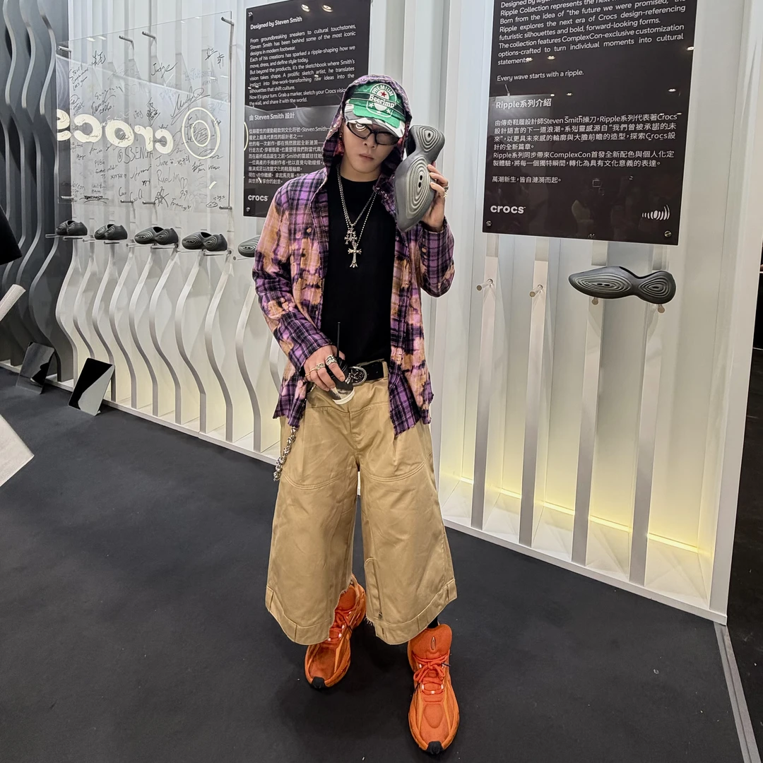 那天看到一双这样的crocs👟