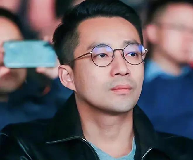[笑哭][笑哭][笑哭]张颖颖回复汪小菲新恋情，表示祝福下一个，坚持照顾好深情巨