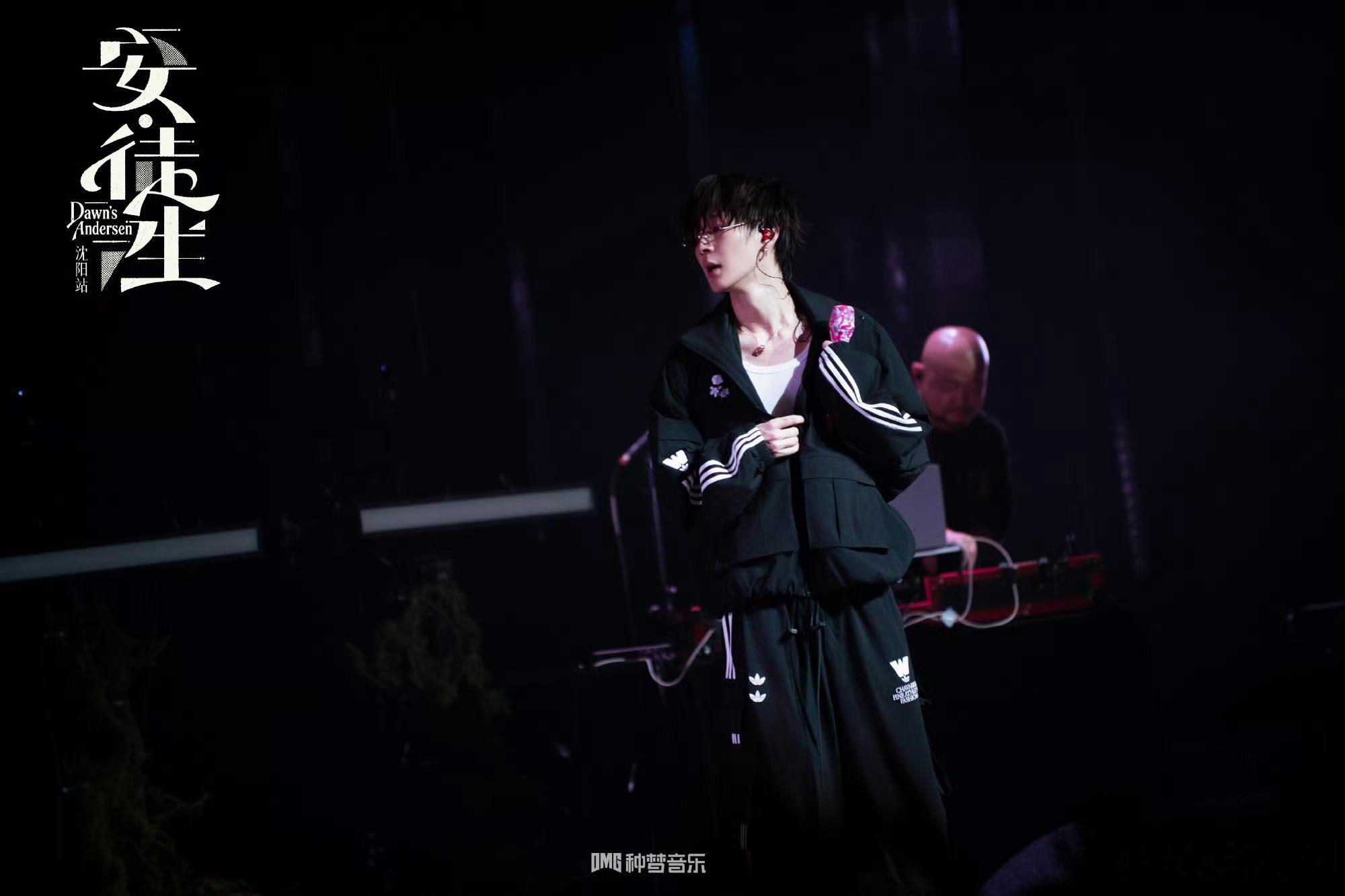 早安GAI合唱天黑黑GAI早安惊喜合体早安×GAI，《天黑黑》现场合唱＝听觉盛宴